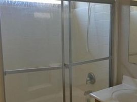 3 Beds 2.5 Baths in Chandler, AZ (Photo 9 of 12)