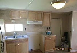 120 Torain St, Hillsborough, Nc 27278 3 Beds 2 Baths 960 Sqft in Hillsborough, NC (Photo 6 of 7)