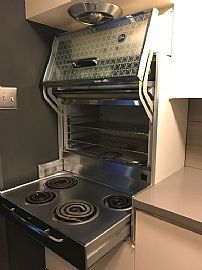 Newly Available Modern Remodeled 1 Bedroom Condo in Prestigious in Phoenix, AZ (Photo 2 of 11)