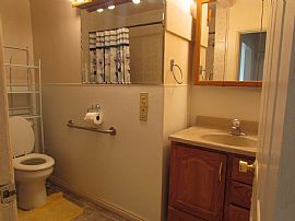 Beautiful Two Bedroom One Bath Home with a Bonus Room in Pocatello, ID (Photo 3 of 12)