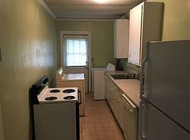 416 Howard St, Columbia, Sc 29205 3 Beds 1 Bath in Columbia, SC (Photo 3 of 4)