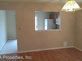 10405 Going Ct, Louisville, Ky 40241 3 Beds 2 Baths 1,400 Sqft in Louisville, KY (Photo 2 of 8)