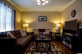 Delightful Home in Pomona, CA (Photo 2 of 2)