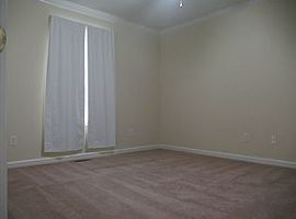 161 Emerald Pointe Dr, Carrollton, Ga 30116 4 Beds 2 Baths 1,63 in Carrollton, GA (Photo 5 of 8)