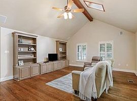 310 Evergreen Dr, Mandeville, La 70471 4 Beds 2.5 Baths 2,323 S in Mandeville, LA (Photo 2 of 11)