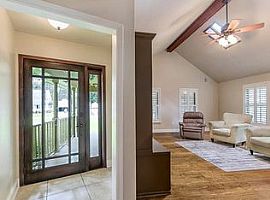 310 Evergreen Dr, Mandeville, La 70471 4 Beds 2.5 Baths 2,323 S in Mandeville, LA (Photo 4 of 11)