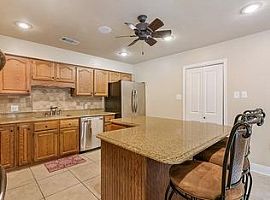 310 Evergreen Dr, Mandeville, La 70471 4 Beds 2.5 Baths 2,323 S in Mandeville, LA (Photo 6 of 11)