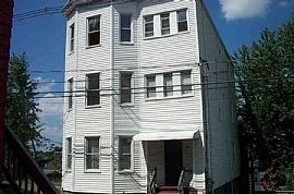 Modern 2bedroom Apartment Near New Fbi Headquarters, Chelsea,Ma in Chelsea, MA (Photo 2 of 7)