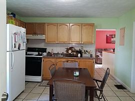 Modern 2bedroom Apartment Near New Fbi Headquarters, Chelsea,Ma in Chelsea, MA (Photo 5 of 7)