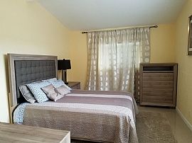 1415 Garfield St, Hollywood, Fl 33020 3 Beds 2 Baths 1,380 Sqft in Hollywood, FL (Photo 3 of 10)