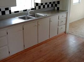 119 15th Ave N, Nampa, Id 83687 2 Beds 1 Bath 996 Sqft in Nampa, ID (Photo 8 of 9)