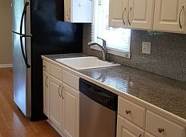 304 S Jefferson St, Spring Hill, Ks 66083 3 Beds 1 Bath 1,200 S in Spring Hill, KS (Photo 6 of 6)