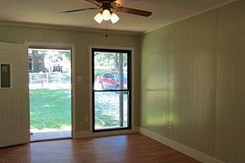 2 Carver Ct, Asheville, Nc 28803 3 Beds 2 Baths -- Sqft in Asheville, NC (Photo 4 of 11)