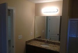 204 Lisa Ct, Hampton, Ga 30228 3 Beds 2 Baths 1,296 Sqft in Hampton, GA (Photo 6 of 9)