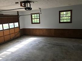 3102 S Oak Ct Se, Conyers, Ga 30094 3 Beds 2 Baths 1,399 Sqft in Conyers, GA (Photo 6 of 10)