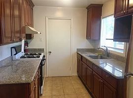 820 S Delaware St, San Mateo, Ca 94402 2 Beds 1 Bath 1,000 Sqft in San Mateo, CA (Photo 7 of 8)