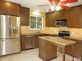118 Mossbark Ln, Chapel Hill, Nc 27514 3 Beds 2 Baths 1,370 Sqf in Chapel Hill, NC (Photo 6 of 10)