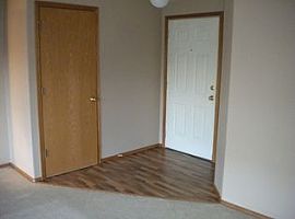 2996 Se 26th St, Gresham, Or 97080 3 Beds 2 Baths 1,320 Sqft in Gresham, OR (Photo 4 of 11)