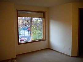 2996 Se 26th St, Gresham, Or 97080 3 Beds 2 Baths 1,320 Sqft in Gresham, OR (Photo 7 of 11)