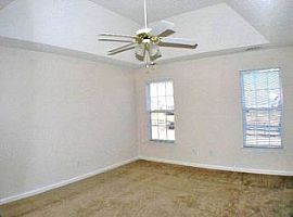 14318 Chenault Dr, Huntersville, Nc 28078 3 Beds 2 Baths 1,600  in Huntersville, NC (Photo 3 of 9)