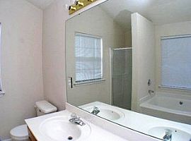 14318 Chenault Dr, Huntersville, Nc 28078 3 Beds 2 Baths 1,600  in Huntersville, NC (Photo 9 of 9)