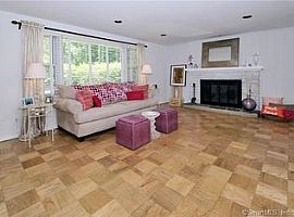 24 Turkey Hill Rd N, Westport, Ct 06880 3 Beds 2 Baths 1,472 Sq in Westport, CT (Photo 2 of 9)