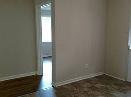 202 Havendale Dr, Fountain Inn, Sc 29644 3 Beds 2 Baths 1,120 S in Fountain Inn, SC (Photo 5 of 9)