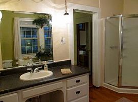 11 Hallcox St, Greenville, Sc 29609 3 Beds 2 Baths 1,600 Sqft in Greenville, SC (Photo 6 of 8)