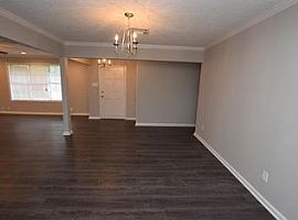 2534 14th St, Lake Charles, La 70601 3 Beds 2 Baths 1,626 Sqft in Lake Charles, LA (Photo 3 of 8)