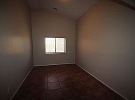 4423 W Ellis St, Laveen, Az 85339 in Laveen, AZ (Photo 2 of 11)