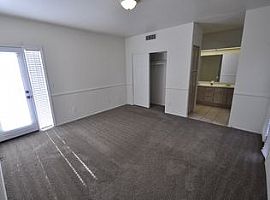 826 E Audrey Ln, Phoenix, Az 85022 in Phoenix, AZ (Photo 4 of 10)