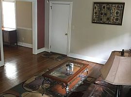 40 Brookside Cir, Greenville, Sc 29609 2 Beds 1 Bath 1,394 Sqft in Greenville, SC (Photo 3 of 12)