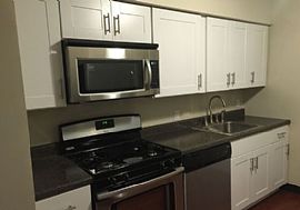 1517 Washington St E, Charleston, Wv 25311 in Charleston, WV