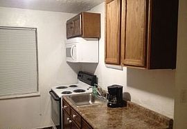 1427 Lewis St, Charleston, Wv 25301 in Charleston, WV