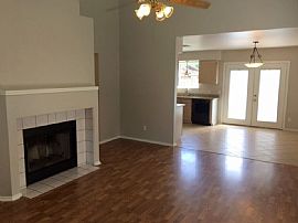 Fantastic Home in Round Rock, TX (Photo 2 of 4)