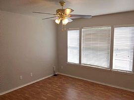 Fantastic Home in Round Rock, TX (Photo 4 of 4)