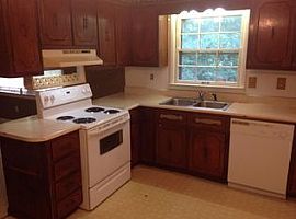 401 S Weakley St, Florence, Al/contact Info-3347082169 in Florence, AL (Photo 2 of 6)