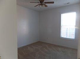 805 Black Creek Ct, Fayet Rent 500 Deposit 500 Total 1000 in Fayetteville, NC (Photo 2 of 7)