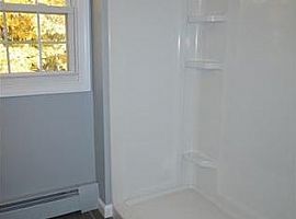 133 Jones Dr, New Britain, Ct 06053 in New Britain, CT (Photo 7 of 10)