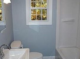 133 Jones Dr, New Britain, Ct 06053 in New Britain, CT (Photo 8 of 10)