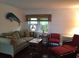 10 South Dr, Niantic, Ct 06357 in Niantic, CT (Photo 6 of 10)