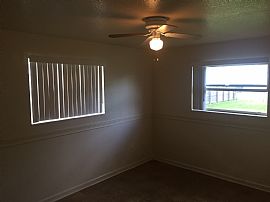 43xx Sw 26 Street, West Park 4 Bed-2 Baths-Laundry Room - Yard in Pembroke Park, FL (Photo 7 of 7)