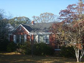  1600 Decree Ave, West Columbia, Sc 29169 3 Beds 1 Bath 1,382 S in West Columbia, SC