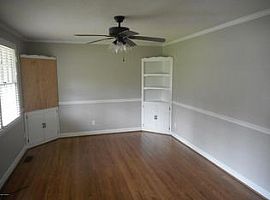  1209 Logan Ct, Jacksonville, Nc 28540 3 Beds 2 Baths 1,272 Sqf in Jacksonville, NC (Photo 2 of 4)