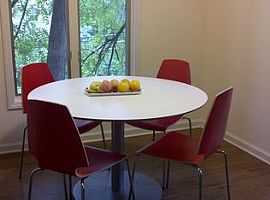  358 Cumberland Ave, Asheville, Nc 28801 3 Beds 2 Baths 1,100 S in Asheville, NC (Photo 3 of 4)