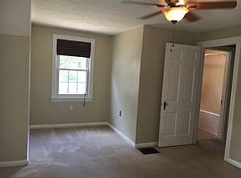  707 Edgewood St, Bowling Green, Ky 42101 3 Beds 2 Baths 2,100  in Bowling Green, KY (Photo 2 of 4)