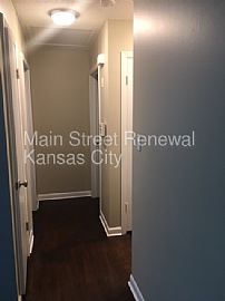 Single Family Home For Rent in Kansas City, MO (Photo 4 of 6)
