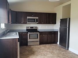  1832 Ronald Phillips Ave, Conway, Sc 29527 3 Beds 2 Baths 1,30 in Conway, SC (Photo 4 of 5)