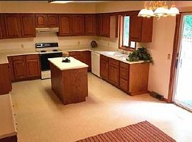  1812 Bluff Pointe Dr, Columbia, Mo 65201 6 Beds 3 Baths 3,679  in Columbia, MO (Photo 2 of 5)