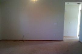  1311 W Robin St, Ozark, Mo 65721 3 Beds 2 Baths 1,413 Sqft in Ozark, MO (Photo 4 of 4)